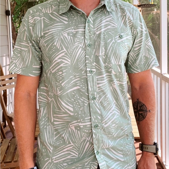 Patagonia button up shirt - Picture 2 of 8